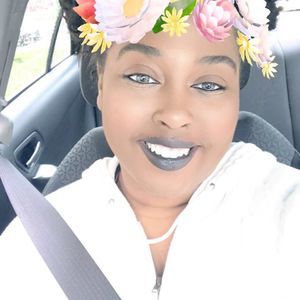 Meet your Posher, Desiree